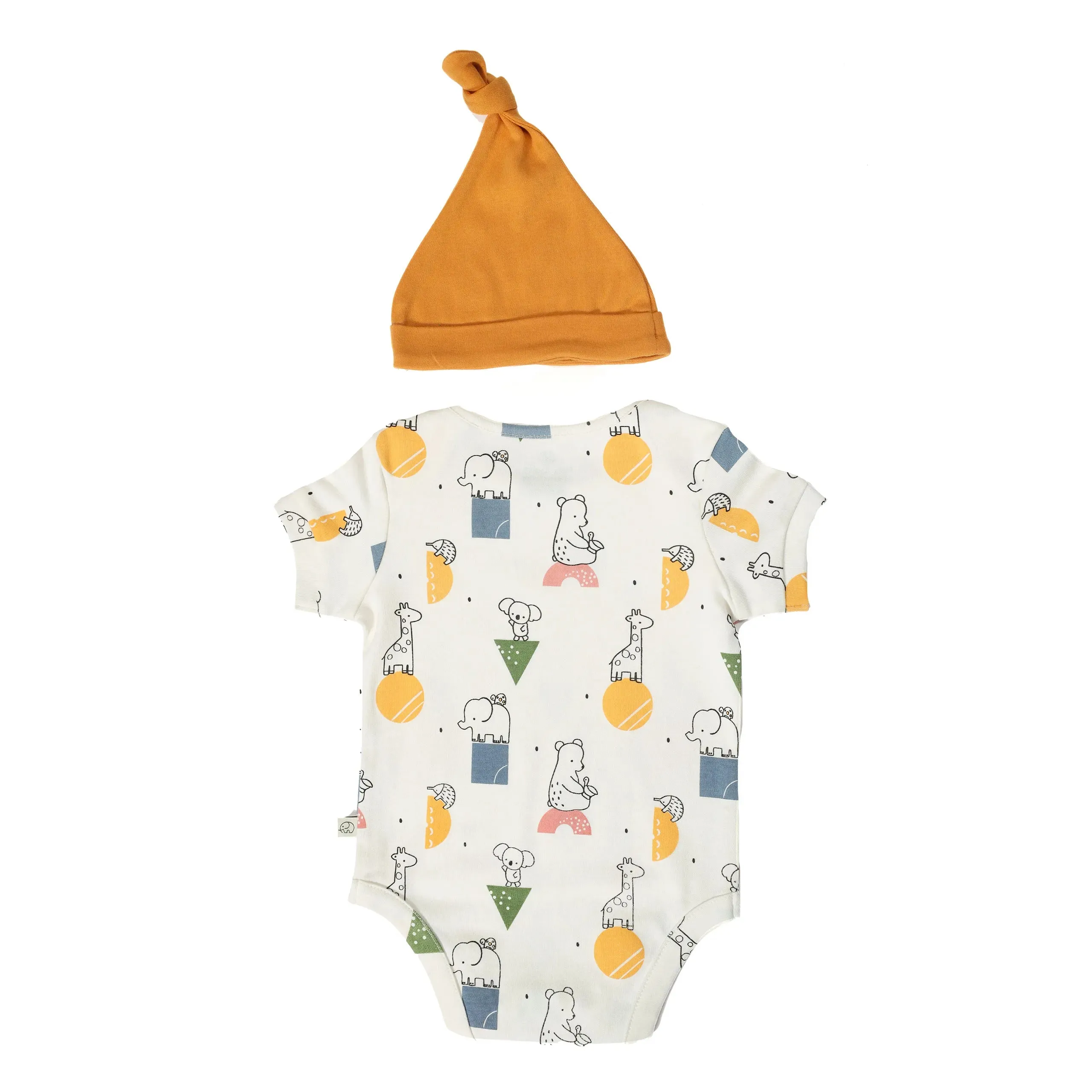 Baby Animal Kingdom Short Sleeves Bodysuit With An Organic Cotton Cap - White