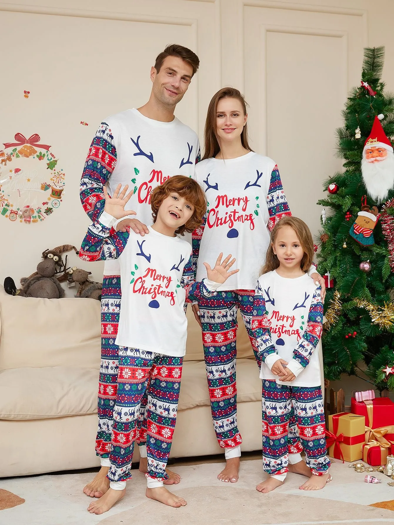 Family Pajama Set with Cartoon Alphabet Antler Printing