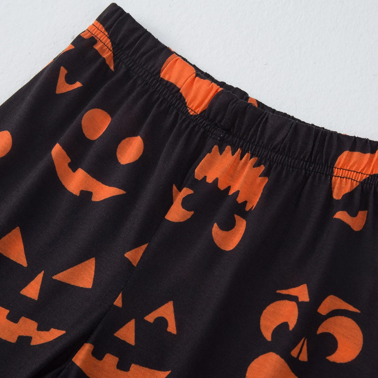 Halloween Family Pajama Glow-in-the-Dark Print Set