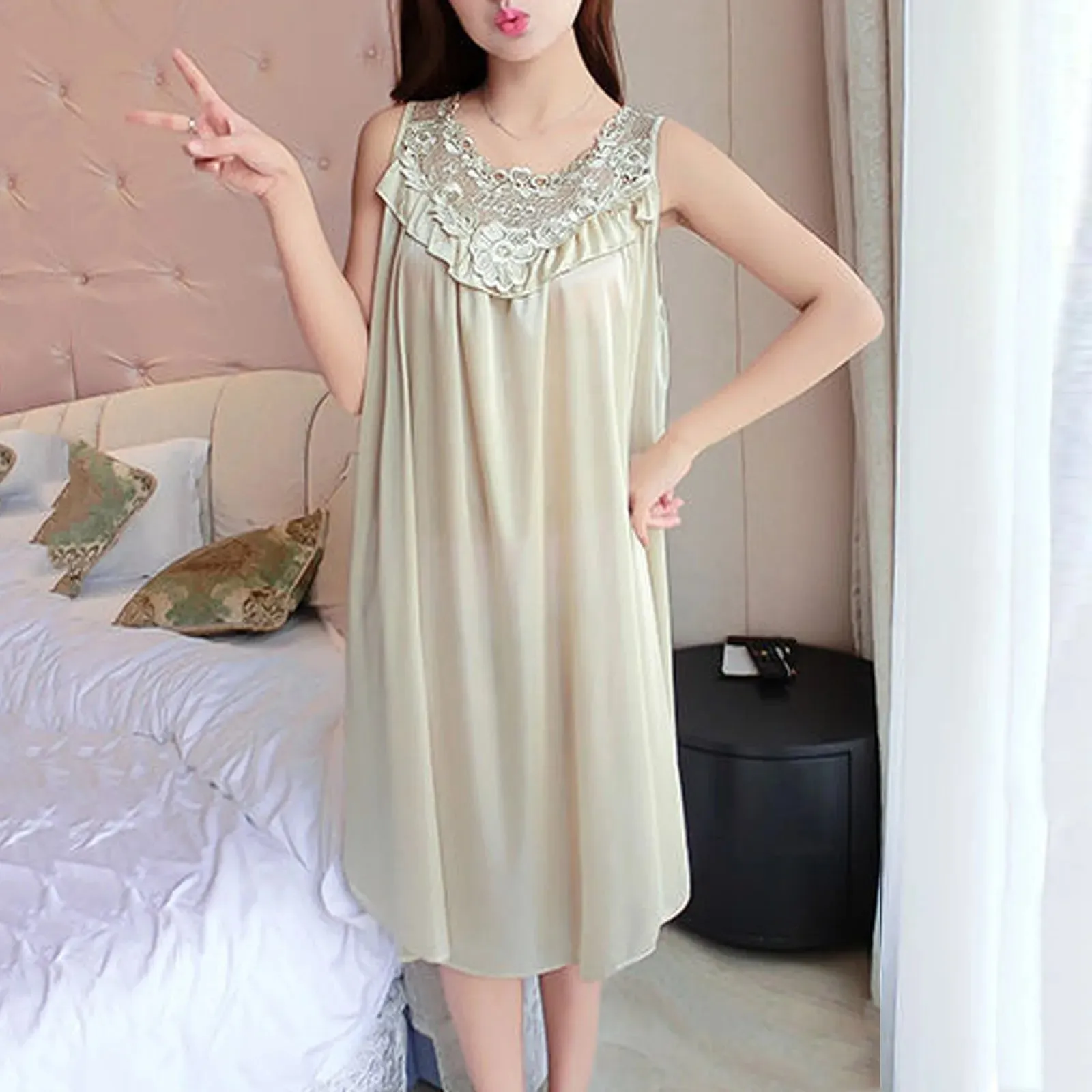 Large Sexy Night Dress Ice Silk Satin Sleepwear Female Nightgown Women Breathable Sleeping Pajamas Dresses Plus Size Night Shirt