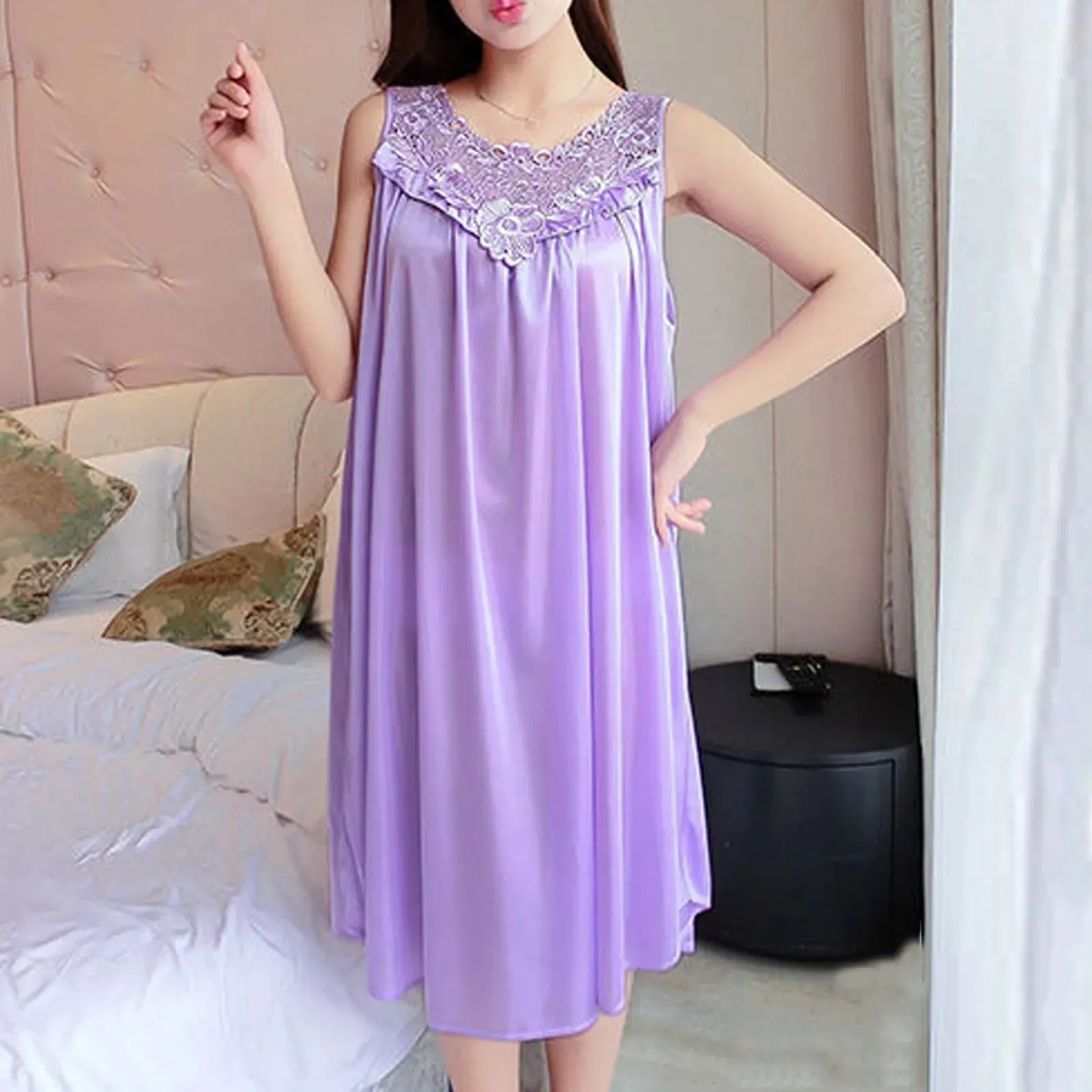 Large Sexy Night Dress Ice Silk Satin Sleepwear Female Nightgown Women Breathable Sleeping Pajamas Dresses Plus Size Night Shirt