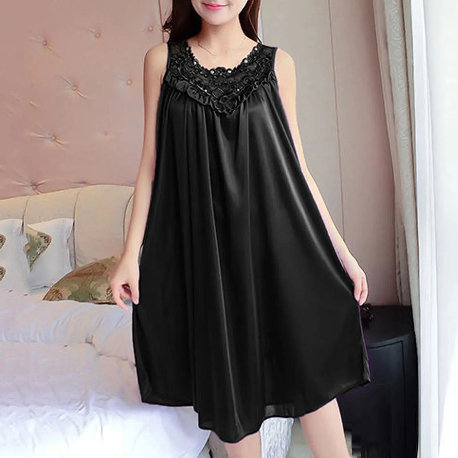 Large Sexy Night Dress Ice Silk Satin Sleepwear Female Nightgown Women Breathable Sleeping Pajamas Dresses Plus Size Night Shirt