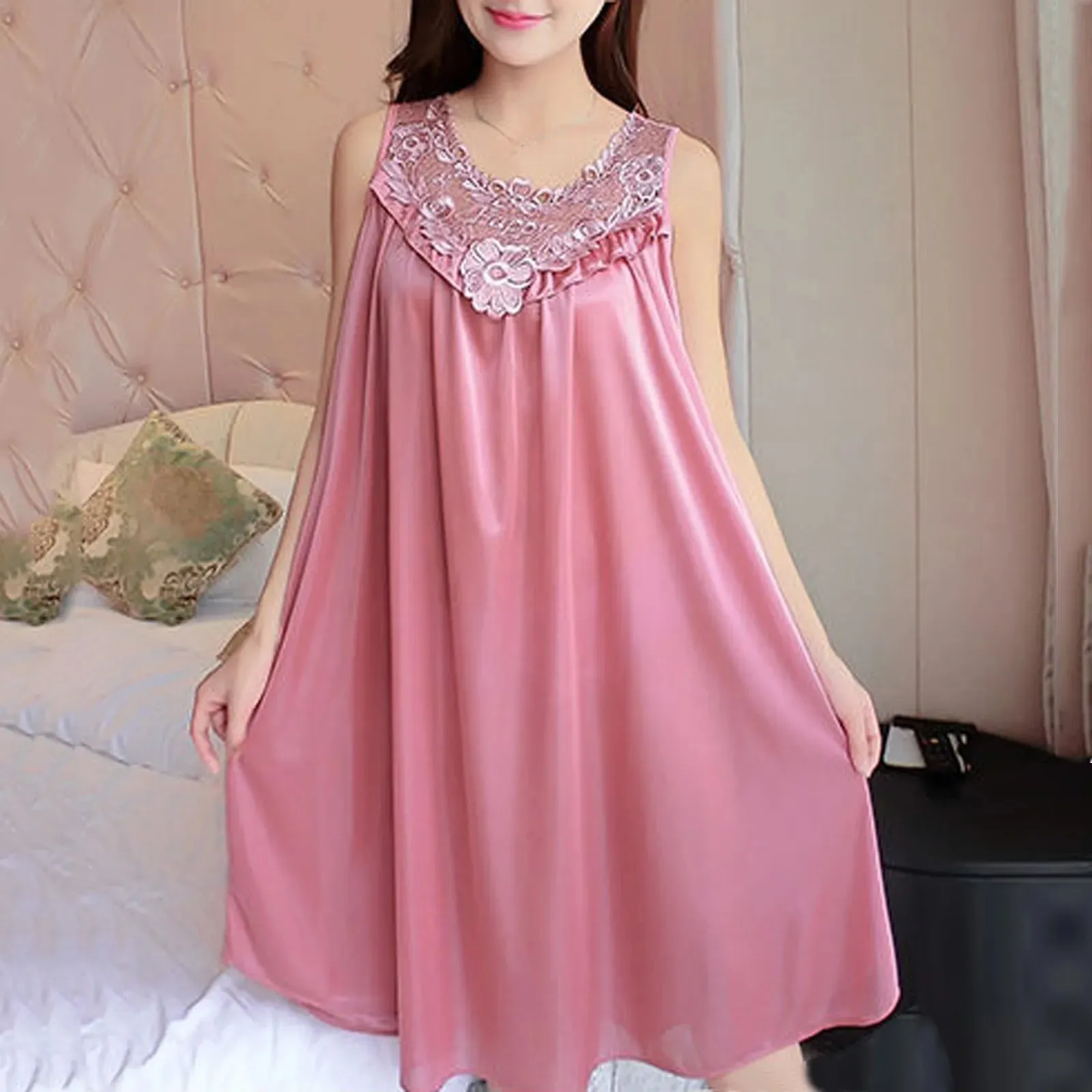 Large Sexy Night Dress Ice Silk Satin Sleepwear Female Nightgown Women Breathable Sleeping Pajamas Dresses Plus Size Night Shirt