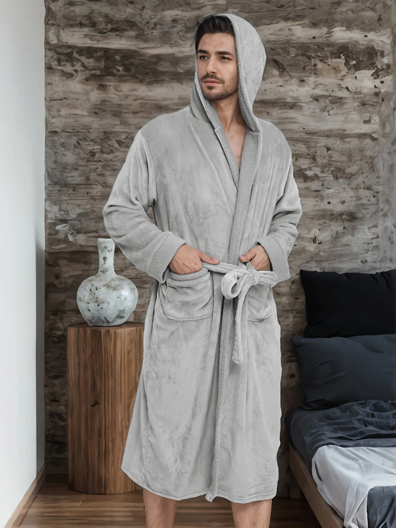 Men's Elegant Solid Hooded Flannel Plush Bathrobe, Soft, Cozy, Casual Long Sleeve Robe With Belt And Pockets, Autumn/Winter