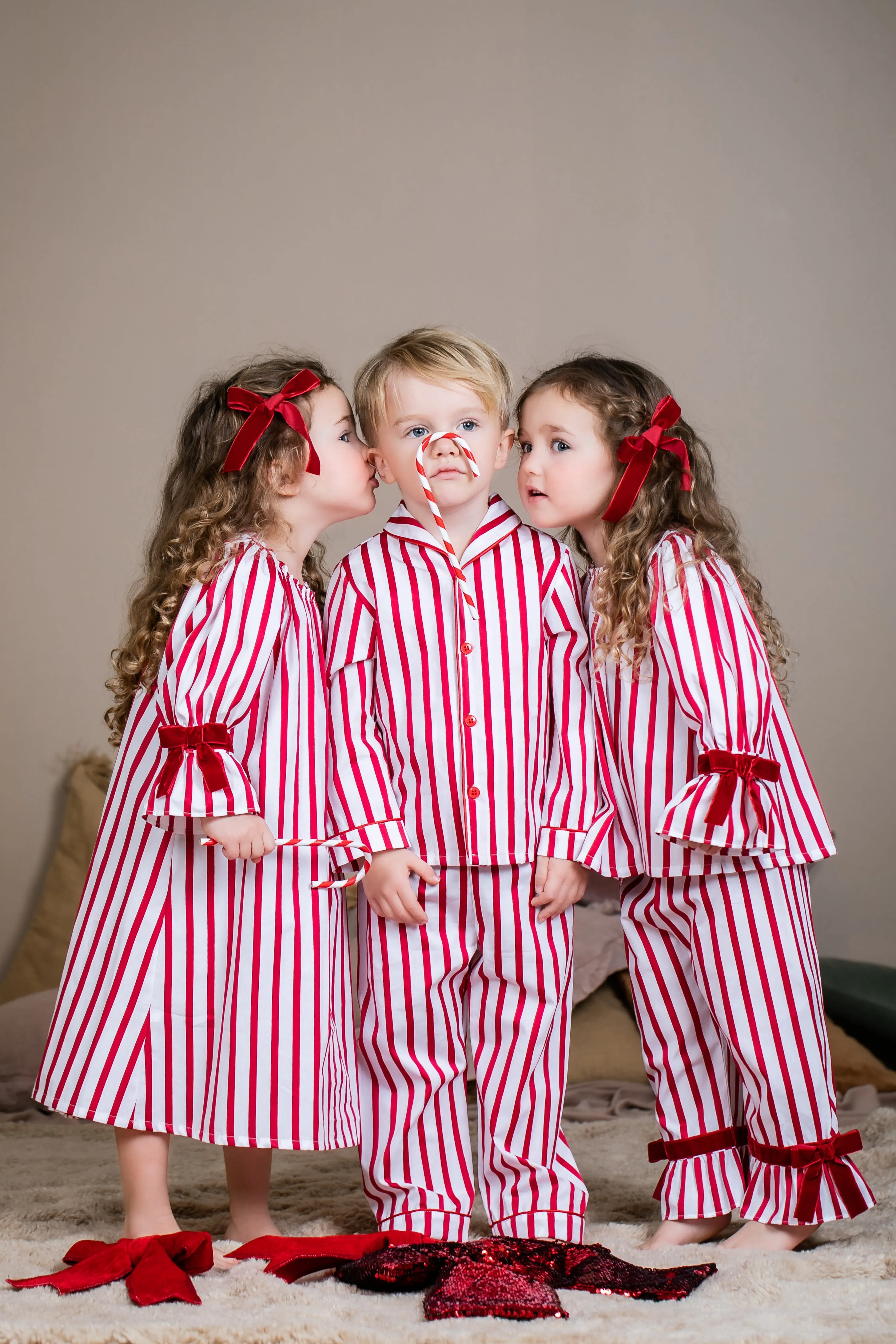 XENIA - GIRLS PYJAMA SET IN RED STRIPES