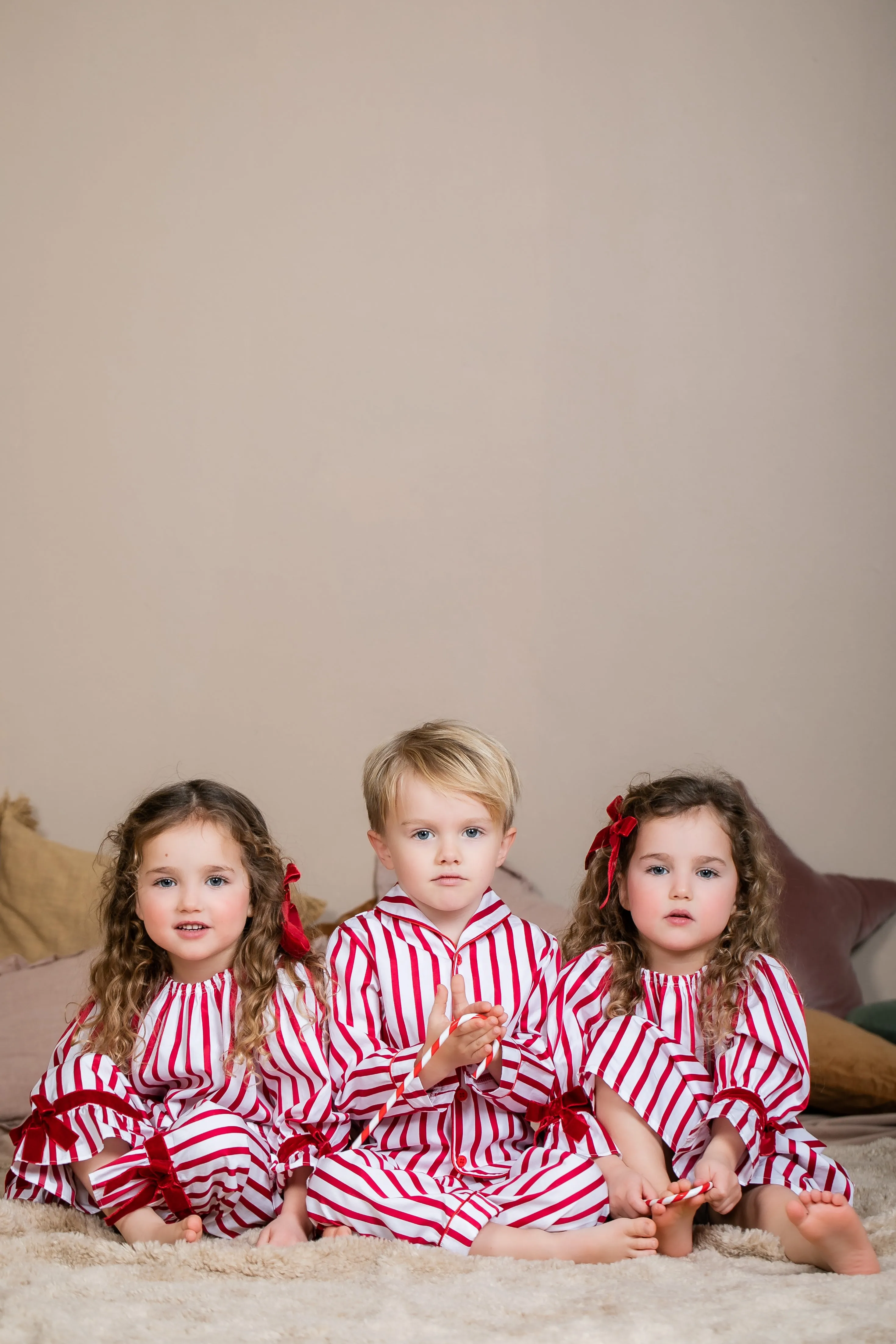 XENIA - GIRLS PYJAMA SET IN RED STRIPES